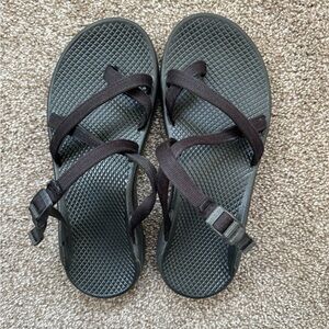 Women’s size 8 Chaco